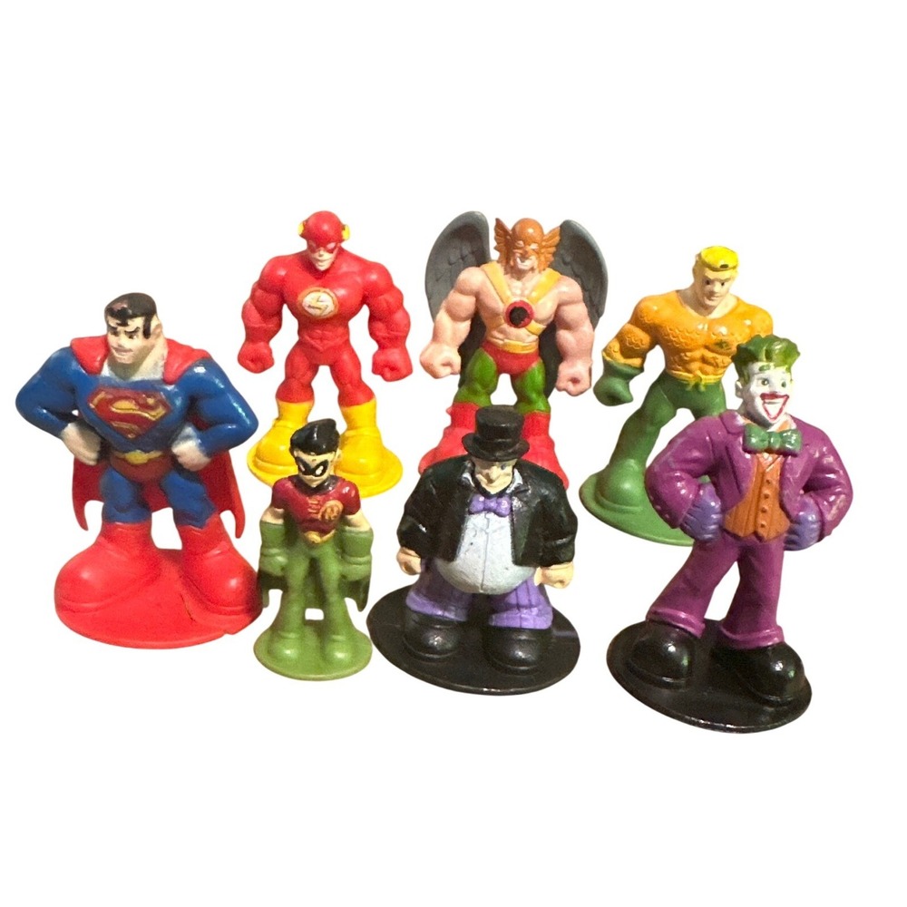 DC Comics Miniature PVC Figures Lot of 7 Superman Flash Joker Penguin Robin 2in